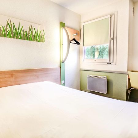 Ibis Budget Шатодён Экстерьер фото