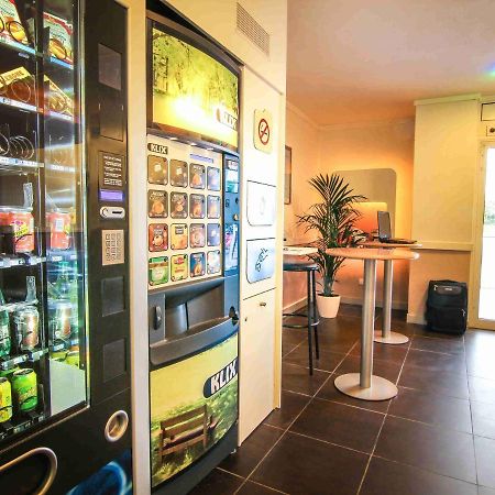 Ibis Budget Шатодён Экстерьер фото